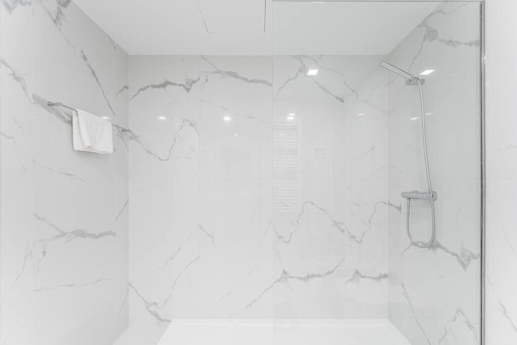 Guestready - Oporto Spotlight - Left Appartement Buitenkant foto